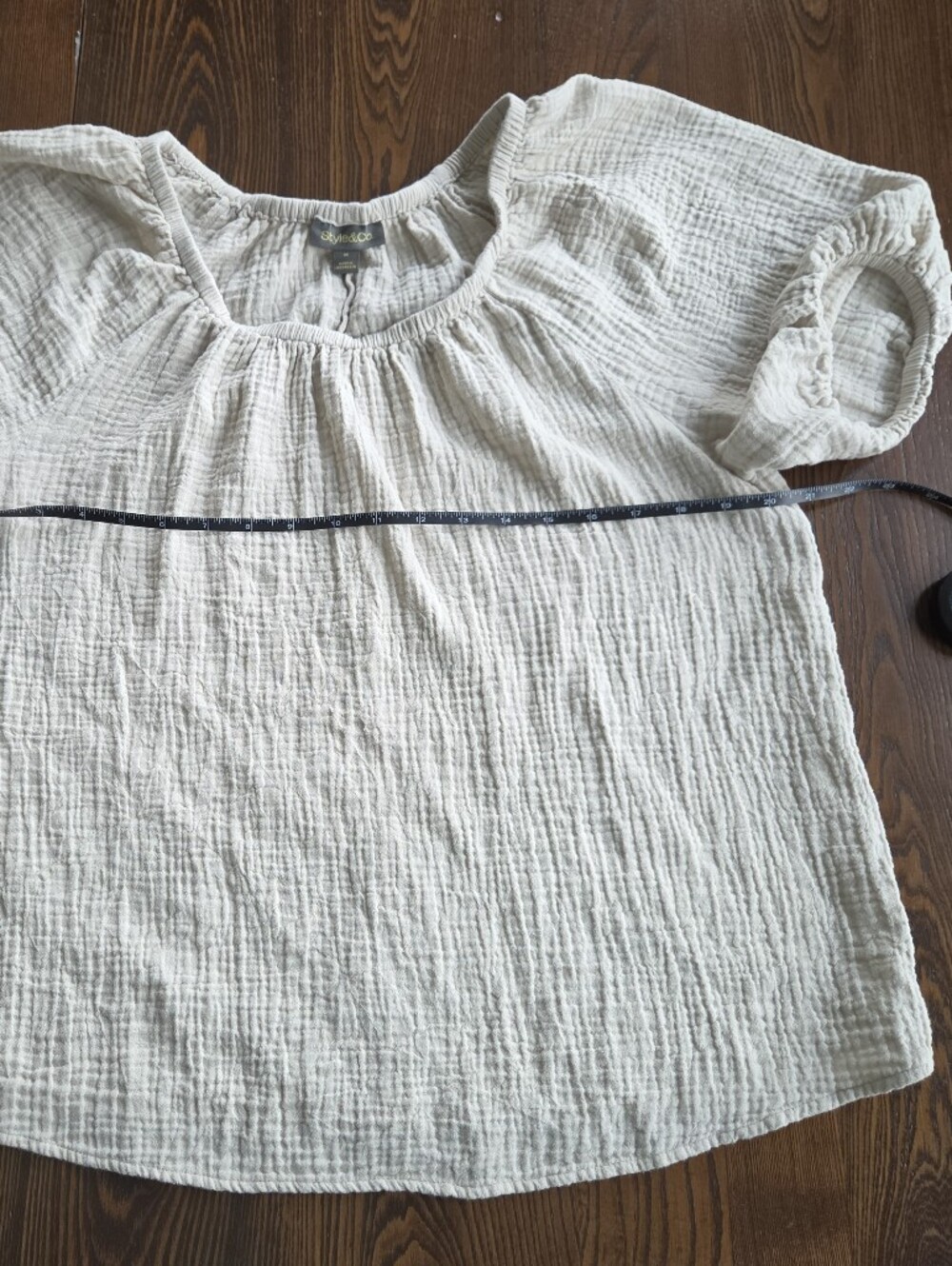 Women Guaze Crinkled Short Sleeve Top Sz. Med